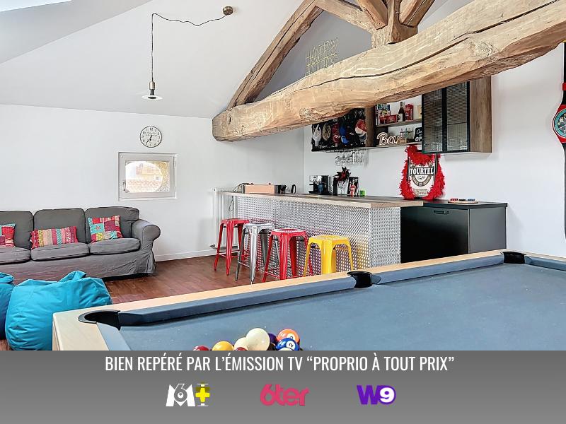 Maison - 330 m² - 8 pièces