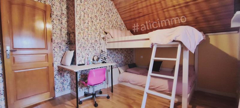 Maison - 135 m² - 6 pièces