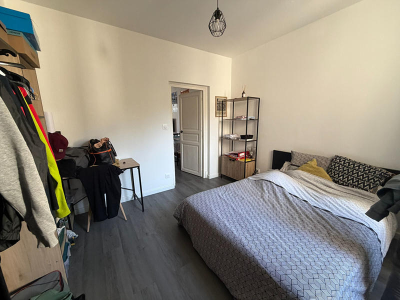 Immeuble - 180 m² - 9 pièces