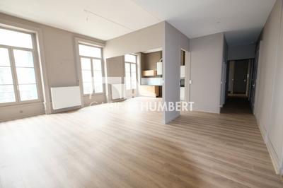 Appartement - 99 m² - 4 pièces