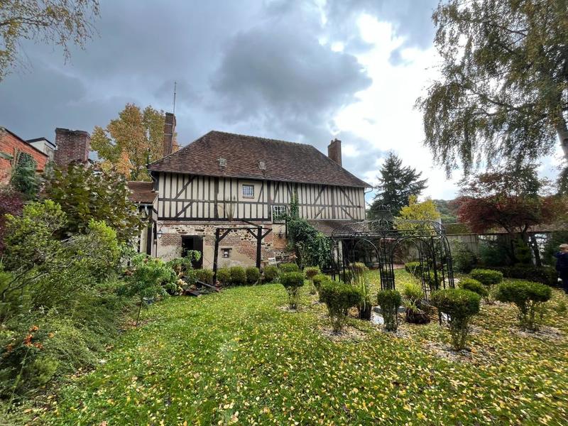 Maison - 182 m² - 6 pièces