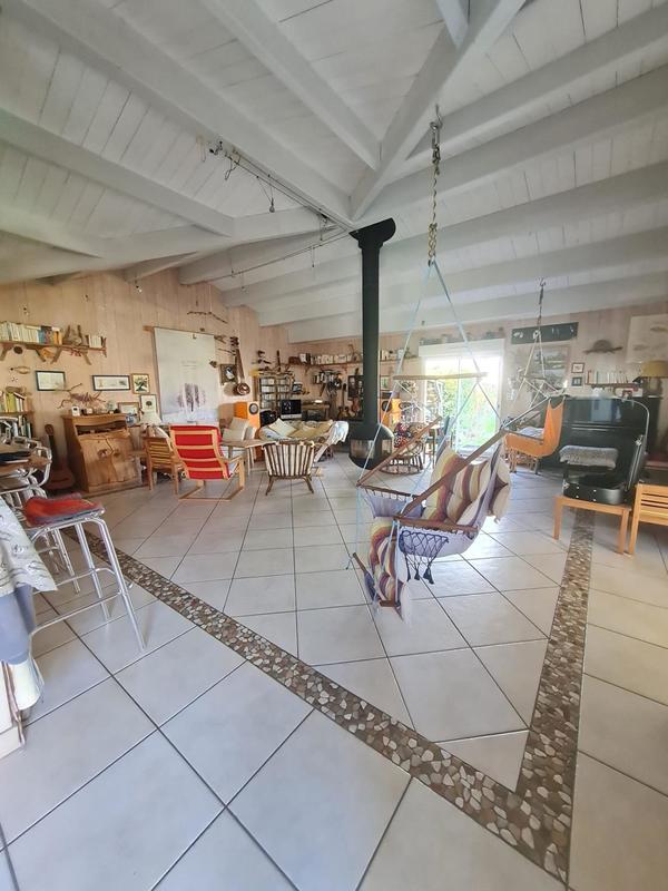 Maison - 150 m² - 4 pièces