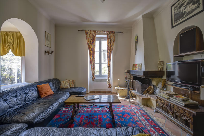 Maison - 200 m² - 7 pièces