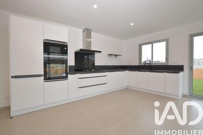 Maison - 100 m² - 4 pièces