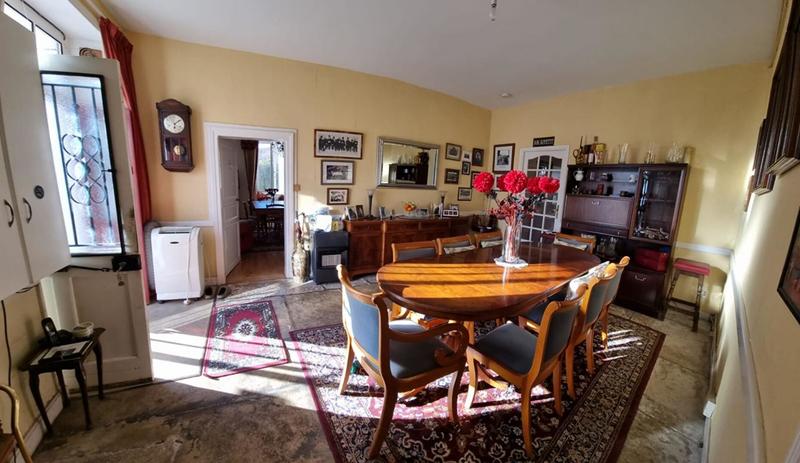 Maison chambre d'hôtes - 235 m² - 8 pièces