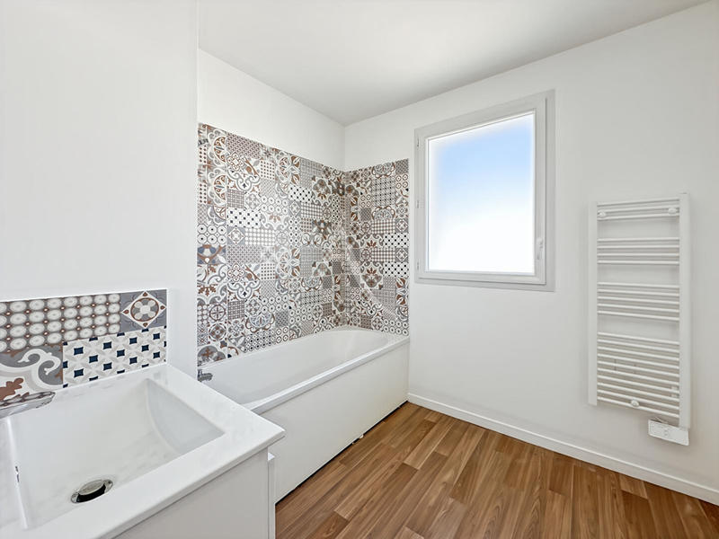 Maison - 85 m² - 4 pièces