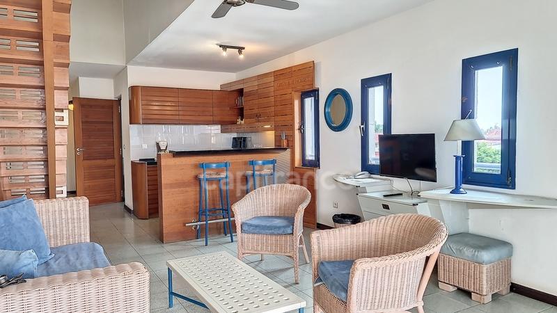 Fonds de commerce - 1 363 m²