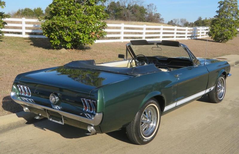 Ford Mustang cabriolet