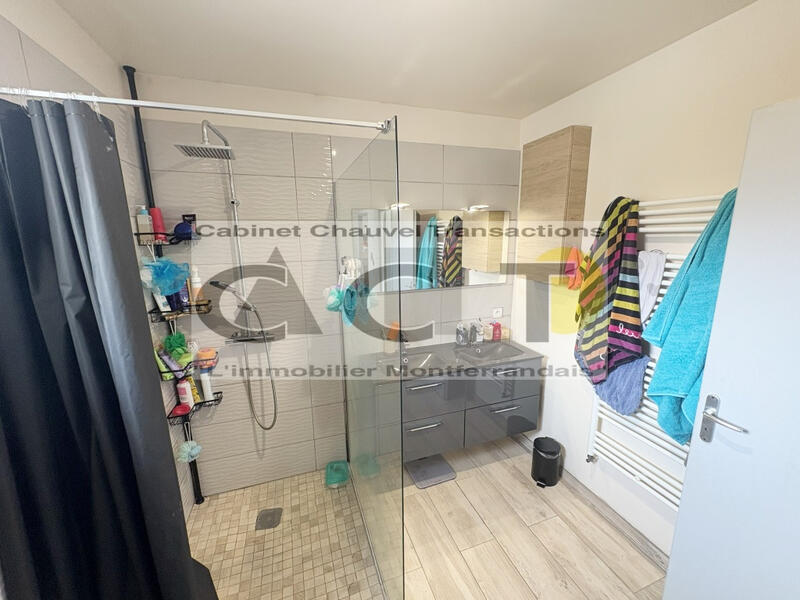 Maison - 98 m² - 4 pièces