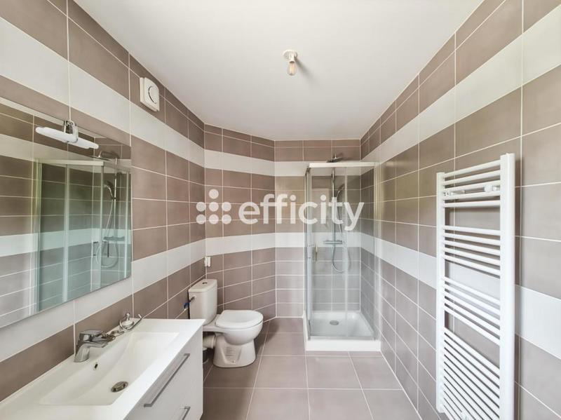 Appartement - 79 m² - 4 pièces