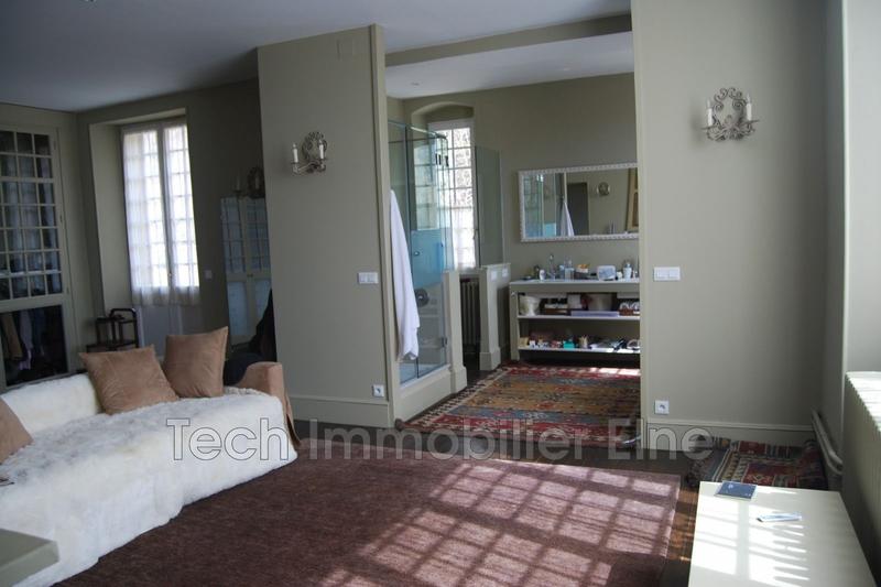 Demeure - 1 100 m² - 16 pièces