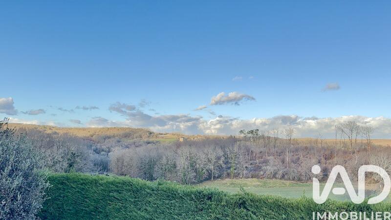 Maison - 145 m² - 5 pièces