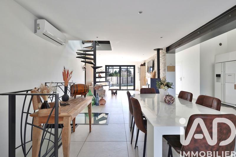 Maison - 95 m² - 3 pièces