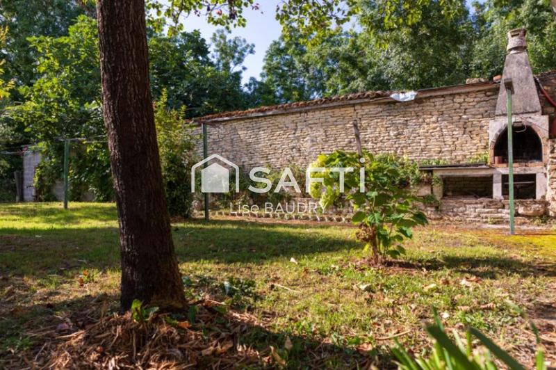 Maison - 180 m² - 7 pièces