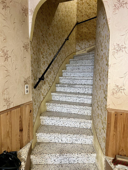 Maison - 250 m² - 5 pièces