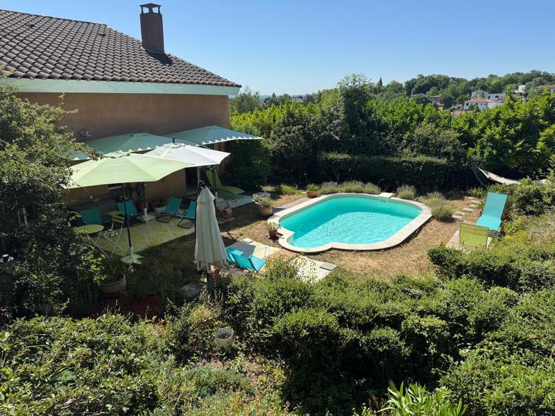 Maison - 158 m² - 5 pièces