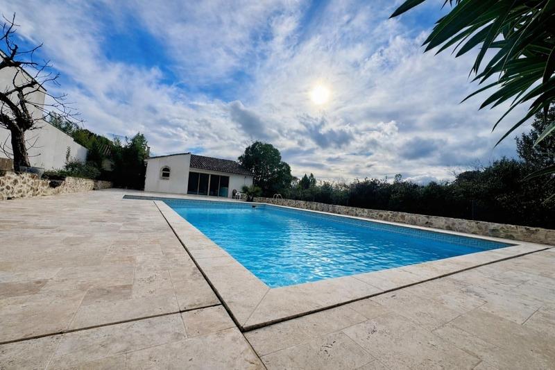 Maison - 170 m² - 7 pièces