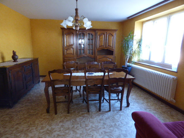 Maison - 110 m² - 7 pièces