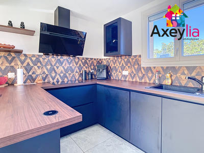 Maison - 102 m² - 6 pièces