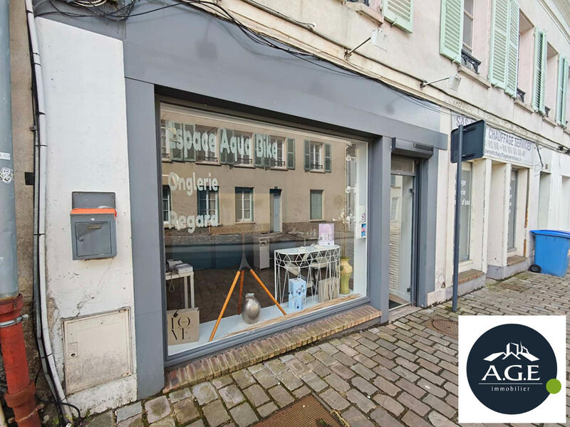 Local commercial - 30 m² - 3 pièces