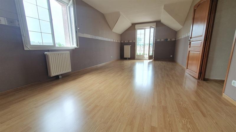 Maison - 160 m² - 6 pièces