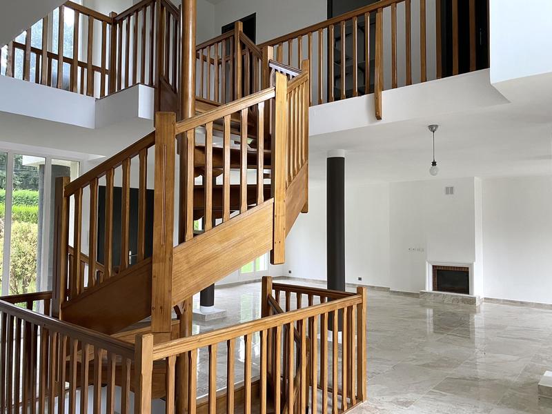 Château - 360 m² - 8 pièces