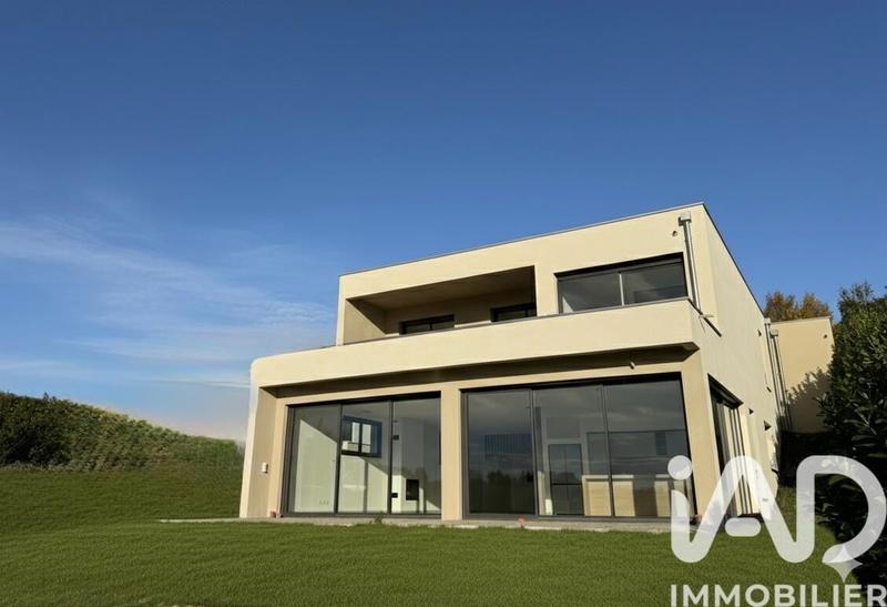 Maison de maîtres - 192 m² - 7 pièces