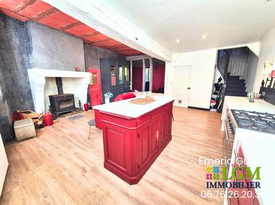 Maison - 185 m² - 6 pièces