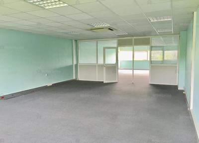 Bureau - 920 m²