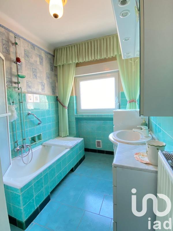 Maison - 98 m² - 5 pièces