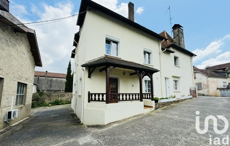 Maison - 288 m² - 12 pièces
