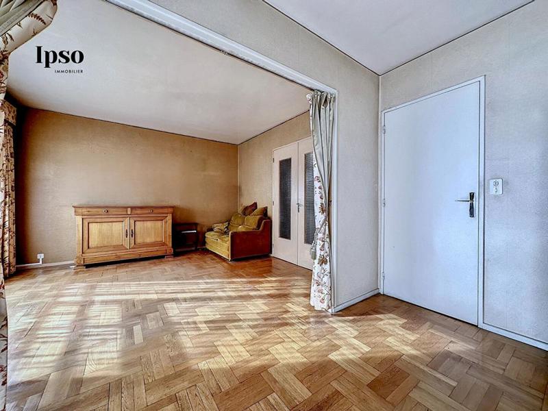 Appartement - 104 m² - 5 pièces
