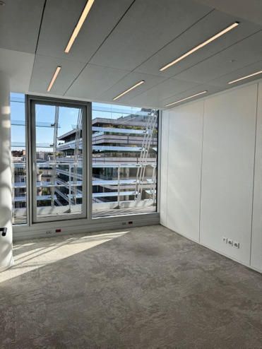 Bureau - 235 m² - 4 pièces