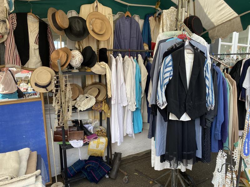 Les makilas de la brocante