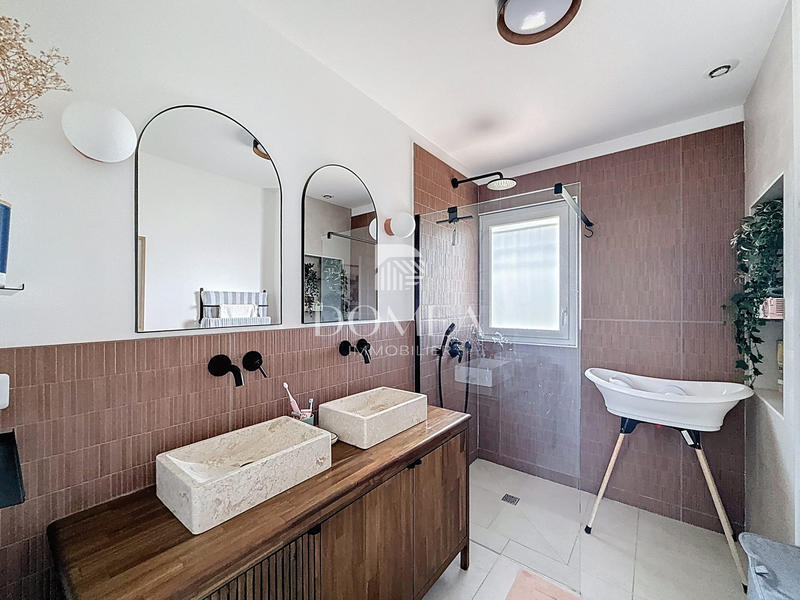 Maison - 156 m² - 5 pièces