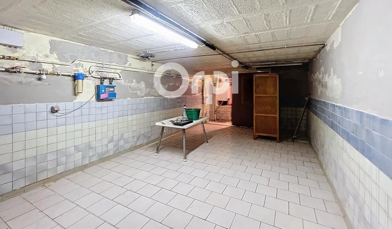 Maison - 317 m² - 7 pièces