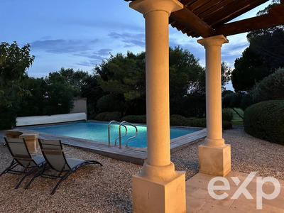 Maison - 232 m² - 8 pièces