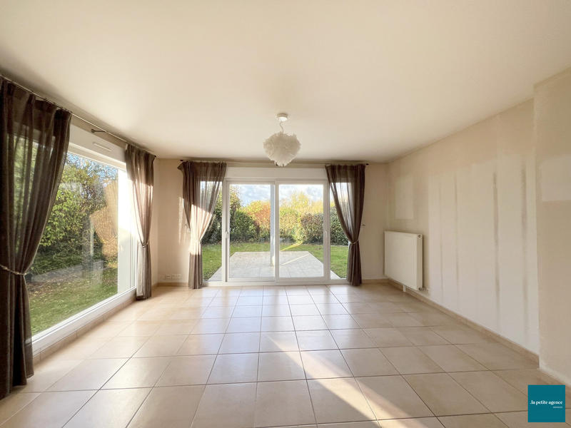 Maison contemporaine - 119 m² - 6 pièces