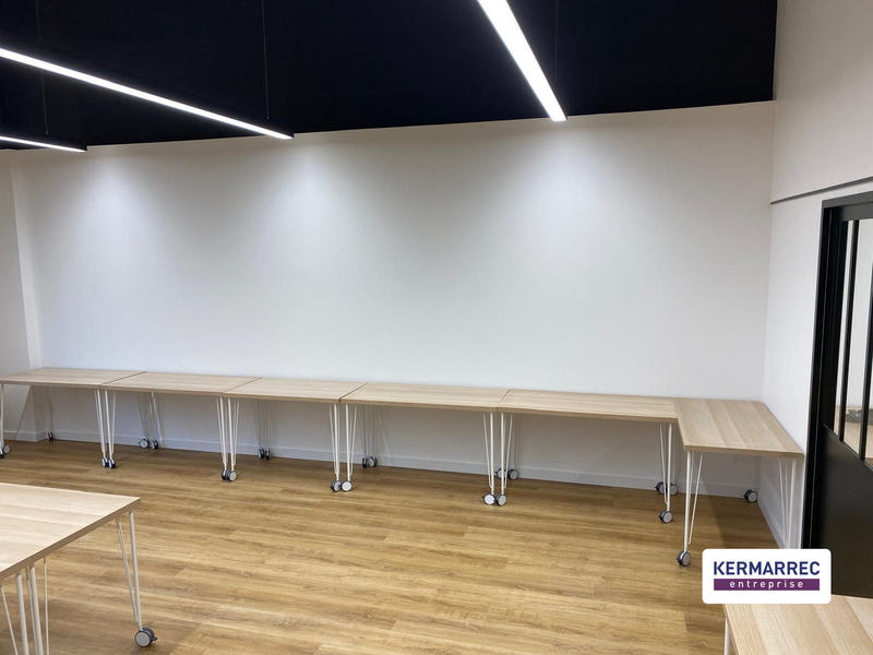 Local commercial - 244 m²