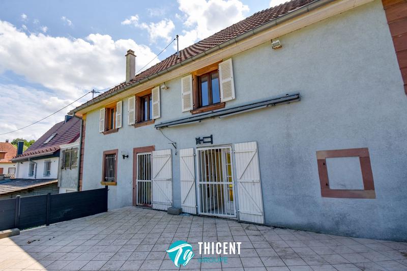 Maison - 210 m² - 6 pièces