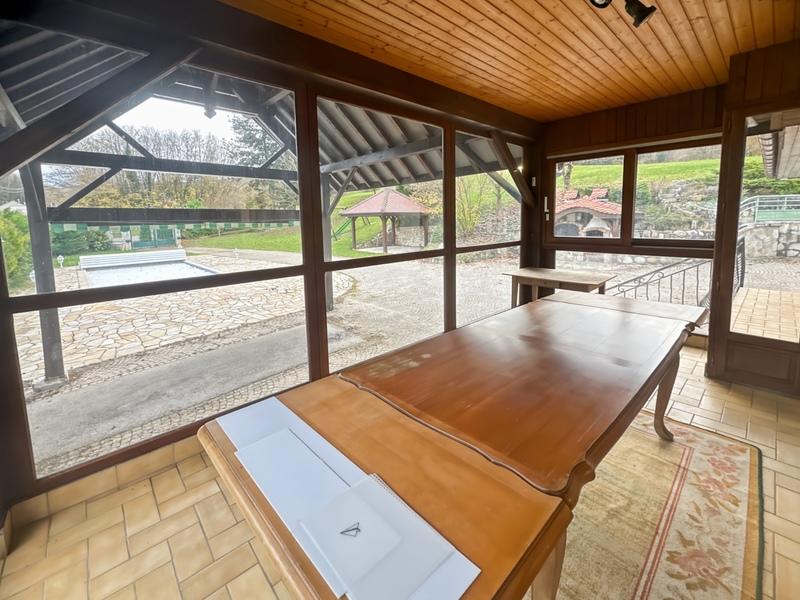 Maison - 146 m² - 6 pièces