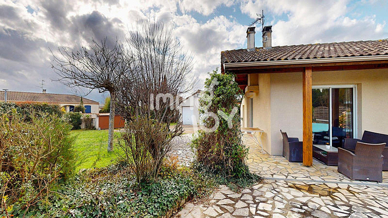 Maison - 111 m² - 5 pièces