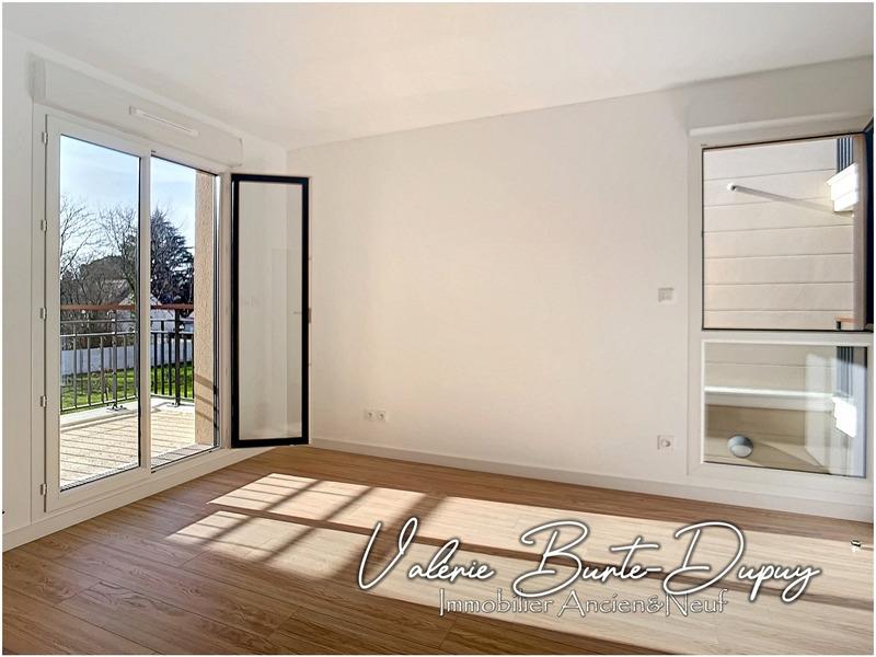Appartement - 90 m² - 4 pièces
