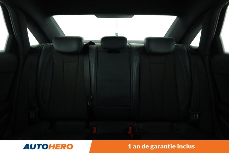 Audi A4 2.0 Tdi s line 150 ch