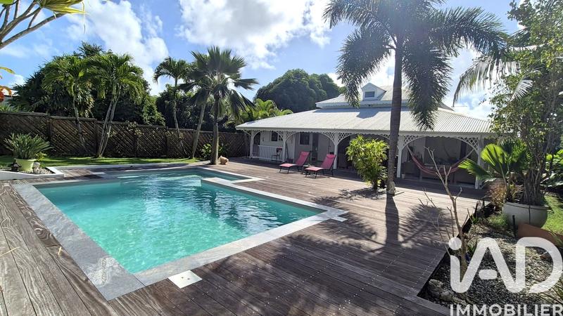 Maison - 100 m² - 4 pièces