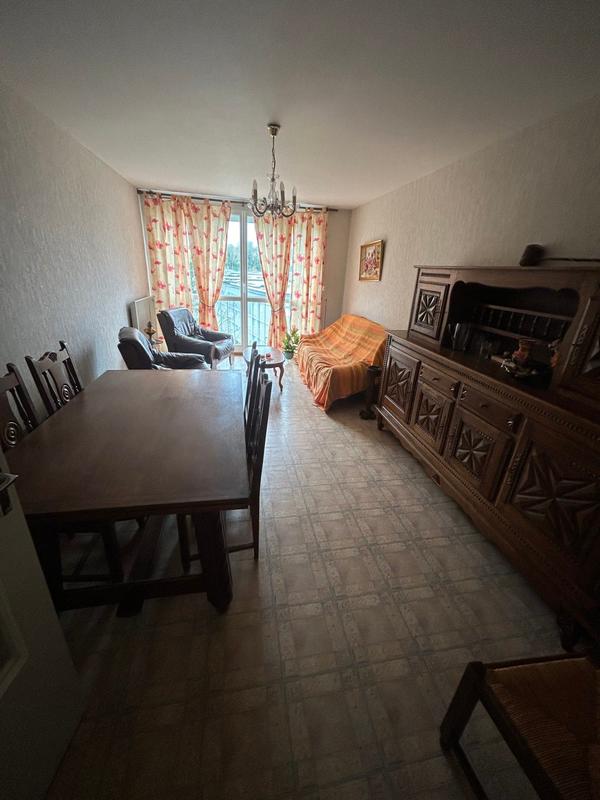 Appartement - 70 m² - 3 pièces