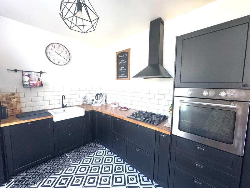 Maison - 191 m² - 8 pièces