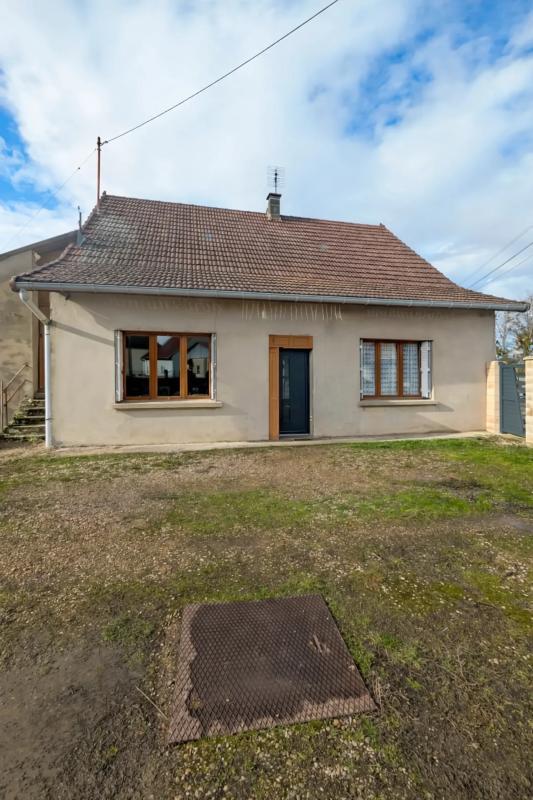 Maison - 110 m² - 4 pièces