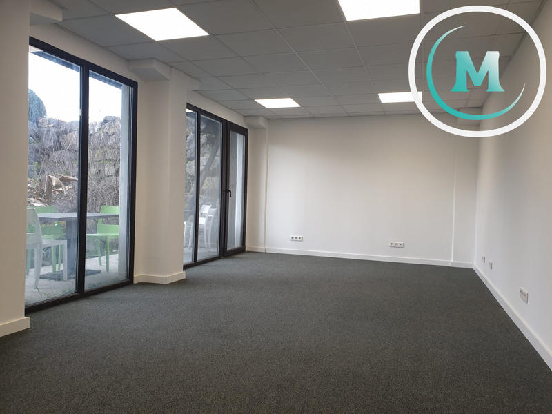 Bureau - 50 m² - 1 pièce