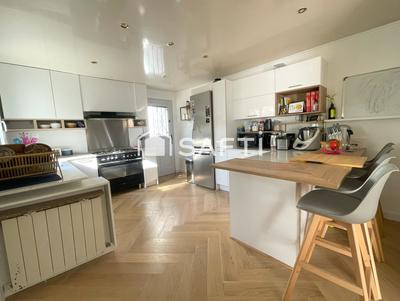 Maison - 160 m² - 6 pièces